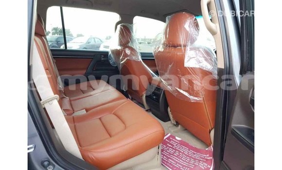 သွင်းကုန် Toyota Land Cruiser Other ကား Import - Dubai Ayeyarwady သွင်းကုန် Toyota Land Cruiser Other ကား Import - Dubai Ayeyarwady