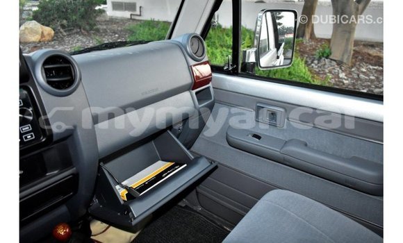 Acheter Import Voiture Toyota Land Cruiser Autre à Import - Dubai, #<Region:0x000000000c5121b8> Acheter Import Voiture Toyota Land Cruiser Autre à Import - Dubai, #<Region:0x000000000c5121b8>