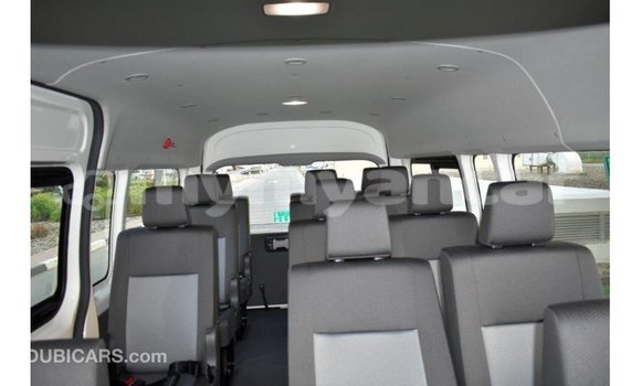 Buy Import Toyota Hiace White Car in Import - Dubai in Ayeyarwady Buy Import Toyota Hiace White Car in Import - Dubai in Ayeyarwady