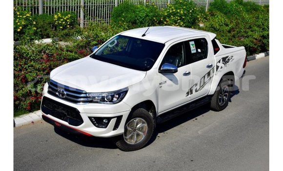 Buy Import Toyota Hilux White Car in Import - Dubai in Ayeyarwady Buy Import Toyota Hilux White Car in Import - Dubai in Ayeyarwady