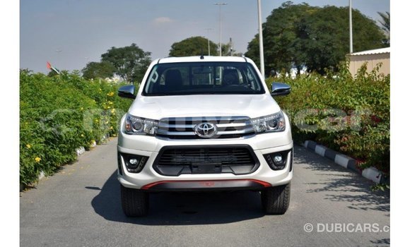 Buy Import Toyota Hilux White Car in Import - Dubai in Ayeyarwady Buy Import Toyota Hilux White Car in Import - Dubai in Ayeyarwady