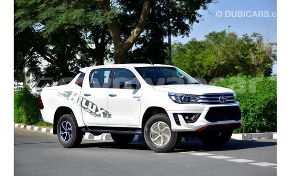 Buy Import Toyota Hilux White Car in Import - Dubai in Ayeyarwady Buy Import Toyota Hilux White Car in Import - Dubai in Ayeyarwady