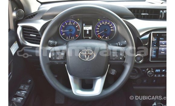 Buy Import Toyota Hilux White Car in Import - Dubai in Ayeyarwady Buy Import Toyota Hilux White Car in Import - Dubai in Ayeyarwady