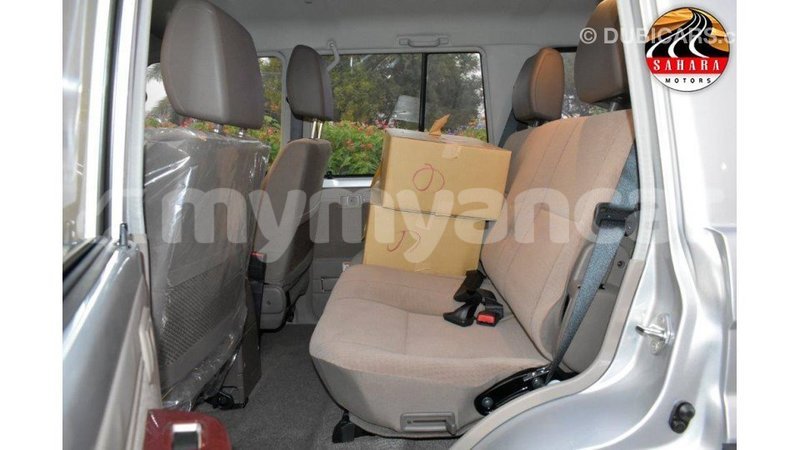 Big with watermark toyota land cruiser ayeyarwady import dubai 1761