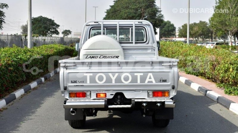 Big with watermark toyota land cruiser ayeyarwady import dubai 1765
