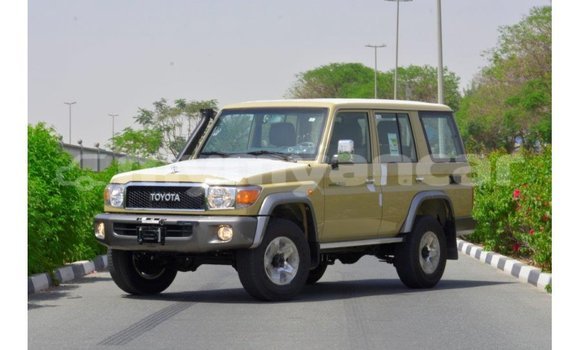Buy Import Toyota Land Cruiser Beige Car in Import - Dubai in Ayeyarwady Buy Import Toyota Land Cruiser Beige Car in Import - Dubai in Ayeyarwady