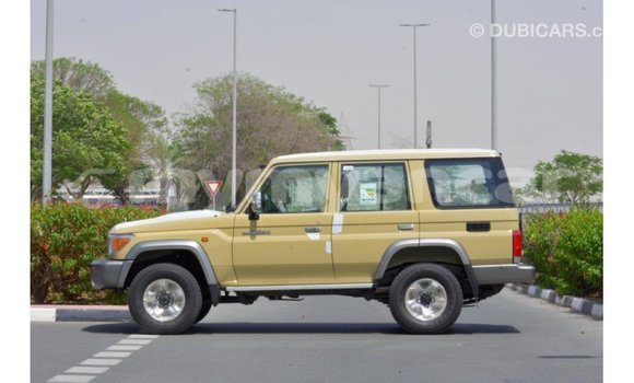 Buy Import Toyota Land Cruiser Beige Car in Import - Dubai in Ayeyarwady Buy Import Toyota Land Cruiser Beige Car in Import - Dubai in Ayeyarwady