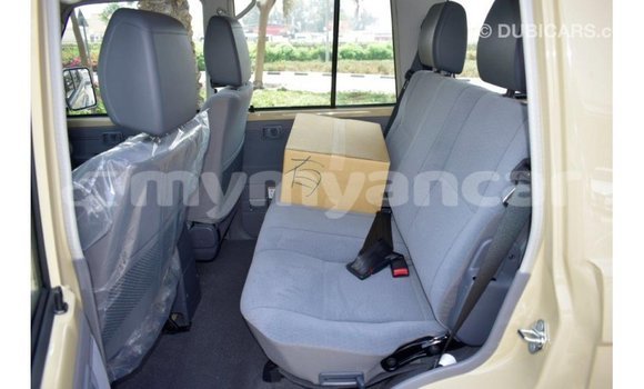 Buy Import Toyota Land Cruiser Beige Car in Import - Dubai in Ayeyarwady Buy Import Toyota Land Cruiser Beige Car in Import - Dubai in Ayeyarwady