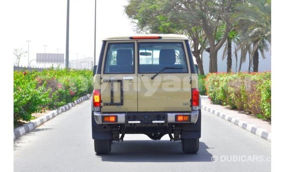 Buy Import Toyota Land Cruiser Beige Car in Import - Dubai in Ayeyarwady Buy Import Toyota Land Cruiser Beige Car in Import - Dubai in Ayeyarwady