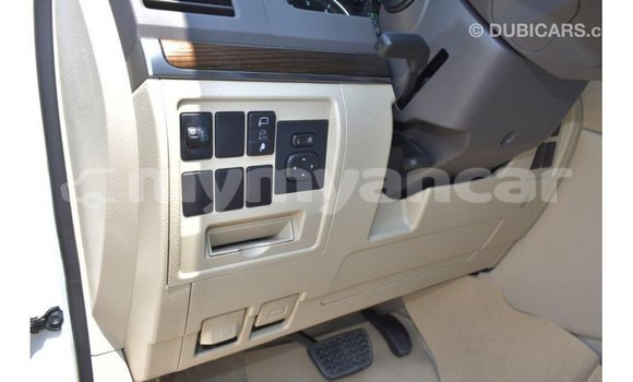 Buy Import Toyota Land Cruiser White Car in Import - Dubai in Ayeyarwady Buy Import Toyota Land Cruiser White Car in Import - Dubai in Ayeyarwady