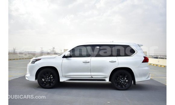 Acheter Import Voiture Lexus LX Blanc à Import - Dubai, #<Region:0x000000000c5121b8> Acheter Import Voiture Lexus LX Blanc à Import - Dubai, #<Region:0x000000000c5121b8>