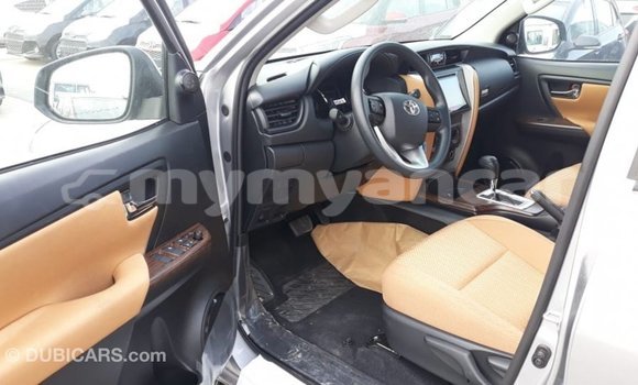 Buy Import Toyota Fortuner Other Car in Import - Dubai in Ayeyarwady Buy Import Toyota Fortuner Other Car in Import - Dubai in Ayeyarwady
