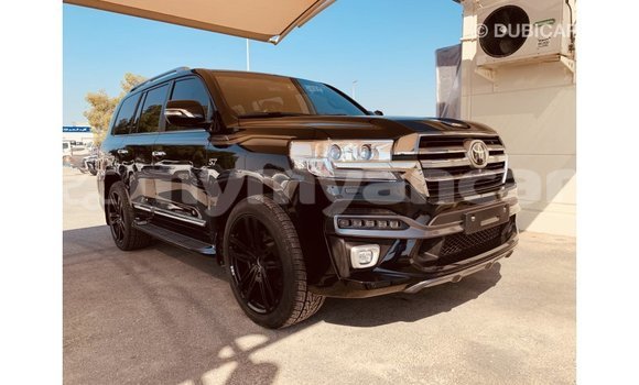 Buy Import Toyota Land Cruiser Black Car in Import - Dubai in Ayeyarwady Buy Import Toyota Land Cruiser Black Car in Import - Dubai in Ayeyarwady