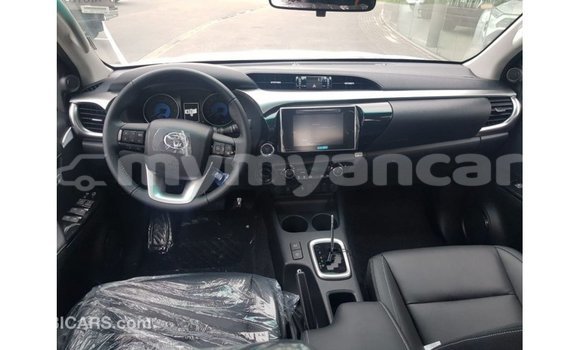 Buy Import Toyota Hilux Other Car in Import - Dubai in Ayeyarwady Buy Import Toyota Hilux Other Car in Import - Dubai in Ayeyarwady