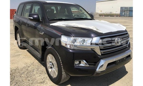 Buy Import Toyota Land Cruiser Black Car in Import - Dubai in Ayeyarwady Buy Import Toyota Land Cruiser Black Car in Import - Dubai in Ayeyarwady
