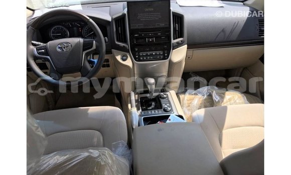 Buy Import Toyota Land Cruiser Black Car in Import - Dubai in Ayeyarwady Buy Import Toyota Land Cruiser Black Car in Import - Dubai in Ayeyarwady