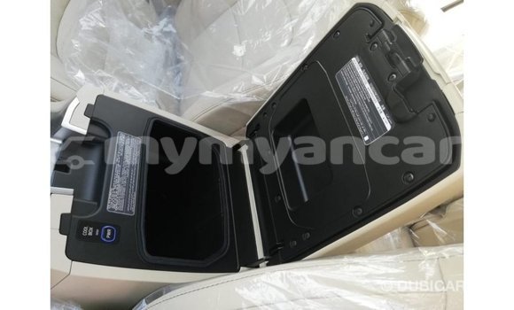 Buy Import Toyota Land Cruiser White Car in Import - Dubai in Ayeyarwady Buy Import Toyota Land Cruiser White Car in Import - Dubai in Ayeyarwady