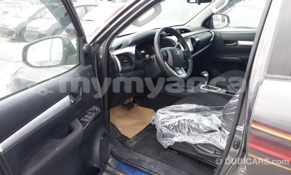 Buy Import Toyota Hilux Other Car in Import - Dubai in Ayeyarwady Buy Import Toyota Hilux Other Car in Import - Dubai in Ayeyarwady