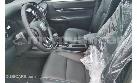 Buy Import Toyota Hilux Other Car in Import - Dubai in Ayeyarwady Buy Import Toyota Hilux Other Car in Import - Dubai in Ayeyarwady