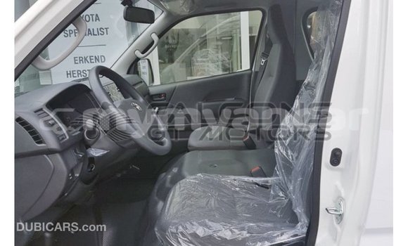 Buy Import Toyota Hiace White Car in Import - Dubai in Ayeyarwady Buy Import Toyota Hiace White Car in Import - Dubai in Ayeyarwady