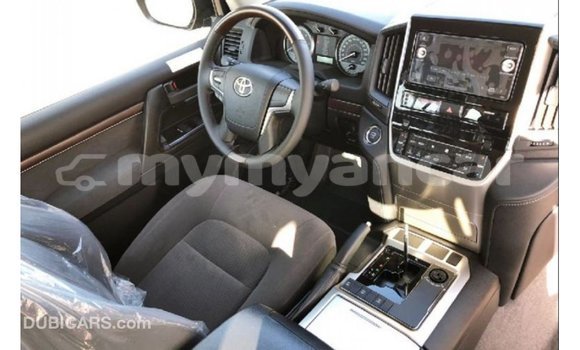 Buy Import Toyota Land Cruiser Black Car in Import - Dubai in Ayeyarwady Buy Import Toyota Land Cruiser Black Car in Import - Dubai in Ayeyarwady