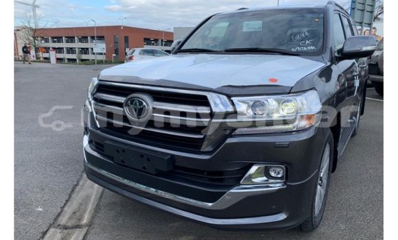 Buy Import Toyota Land Cruiser Other Car in Import - Dubai in Ayeyarwady Buy Import Toyota Land Cruiser Other Car in Import - Dubai in Ayeyarwady