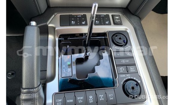 Buy Import Toyota Land Cruiser Other Car in Import - Dubai in Ayeyarwady Buy Import Toyota Land Cruiser Other Car in Import - Dubai in Ayeyarwady