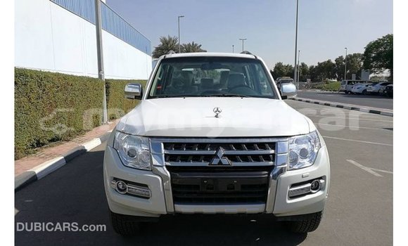 Buy Import Mitsubishi Pajero White Car in Import - Dubai in Ayeyarwady Buy Import Mitsubishi Pajero White Car in Import - Dubai in Ayeyarwady