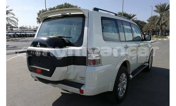 Buy Import Mitsubishi Pajero White Car in Import - Dubai in Ayeyarwady Buy Import Mitsubishi Pajero White Car in Import - Dubai in Ayeyarwady
