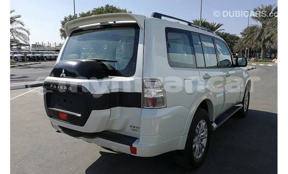 Buy Import Mitsubishi Pajero White Car in Import - Dubai in Ayeyarwady Buy Import Mitsubishi Pajero White Car in Import - Dubai in Ayeyarwady