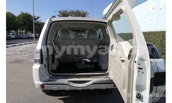 Buy Import Mitsubishi Pajero White Car in Import - Dubai in Ayeyarwady Buy Import Mitsubishi Pajero White Car in Import - Dubai in Ayeyarwady