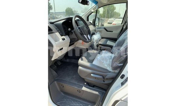 Buy Import Toyota Hiace White Car in Import - Dubai in Ayeyarwady Buy Import Toyota Hiace White Car in Import - Dubai in Ayeyarwady