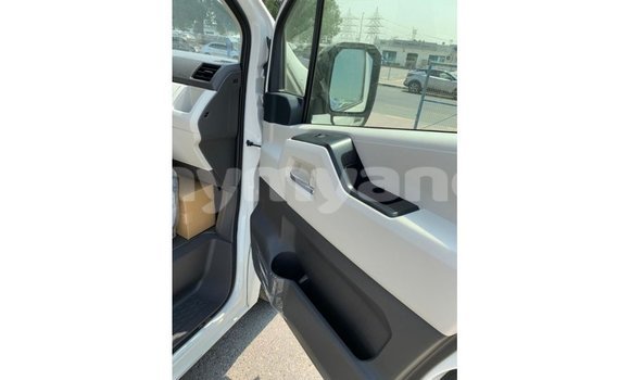 Buy Import Toyota Hiace White Car in Import - Dubai in Ayeyarwady Buy Import Toyota Hiace White Car in Import - Dubai in Ayeyarwady