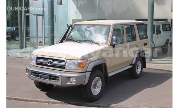 သွင်းကုန် Toyota Land Cruiser Beige ကား Import - Dubai Ayeyarwady သွင်းကုန် Toyota Land Cruiser Beige ကား Import - Dubai Ayeyarwady