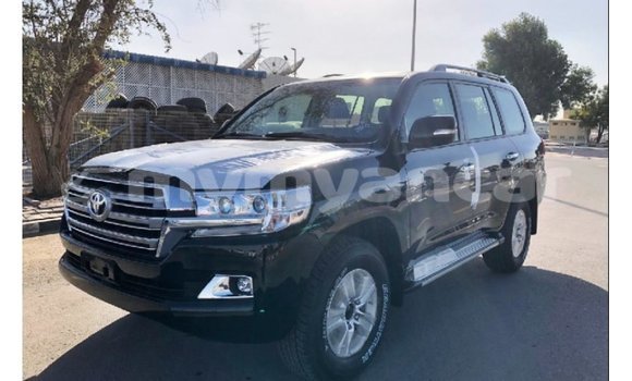 Buy Import Toyota Land Cruiser Black Car in Import - Dubai in Ayeyarwady Buy Import Toyota Land Cruiser Black Car in Import - Dubai in Ayeyarwady