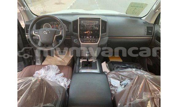 Buy Import Toyota Land Cruiser Black Car in Import - Dubai in Ayeyarwady Buy Import Toyota Land Cruiser Black Car in Import - Dubai in Ayeyarwady