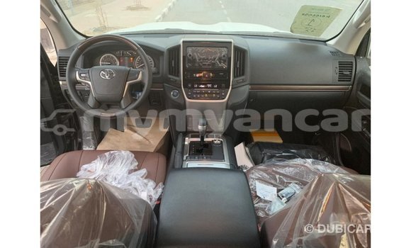 Buy Import Toyota Land Cruiser Black Car in Import - Dubai in Ayeyarwady Buy Import Toyota Land Cruiser Black Car in Import - Dubai in Ayeyarwady