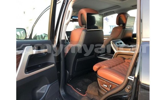 Buy Import Toyota Land Cruiser Black Car in Import - Dubai in Ayeyarwady Buy Import Toyota Land Cruiser Black Car in Import - Dubai in Ayeyarwady