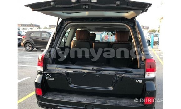 Buy Import Toyota Land Cruiser Black Car in Import - Dubai in Ayeyarwady Buy Import Toyota Land Cruiser Black Car in Import - Dubai in Ayeyarwady
