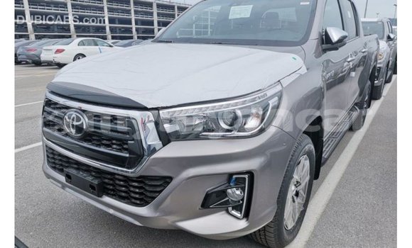 Buy Import Toyota Hilux Brown Car in Import - Dubai in Ayeyarwady Buy Import Toyota Hilux Brown Car in Import - Dubai in Ayeyarwady