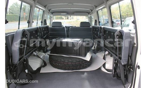 Buy Import Toyota Land Cruiser White Car in Import - Dubai in Ayeyarwady Buy Import Toyota Land Cruiser White Car in Import - Dubai in Ayeyarwady