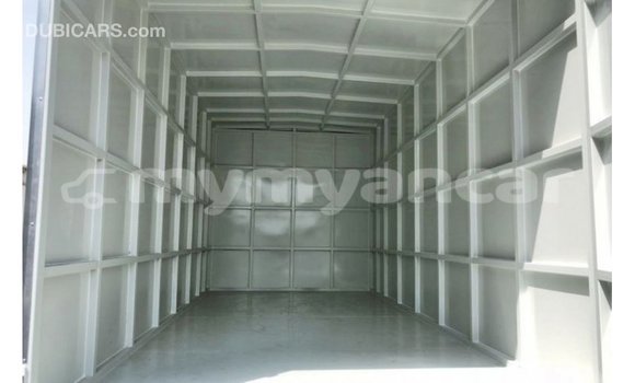 Acheter Import Utilitaire Hino 300 Series Blanc à Import - Dubai, #<Region:0x000000000c5121b8> Acheter Import Utilitaire Hino 300 Series Blanc à Import - Dubai, #<Region:0x000000000c5121b8>