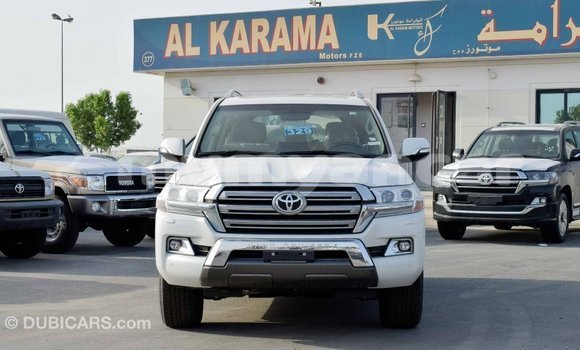 Acheter Import Voiture Toyota Land Cruiser Blanc à Import - Dubai, #<Region:0x000000000c5121b8> Acheter Import Voiture Toyota Land Cruiser Blanc à Import - Dubai, #<Region:0x000000000c5121b8>