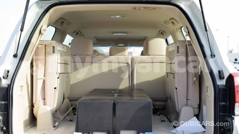 Big with watermark toyota land cruiser ayeyarwady import dubai 1831