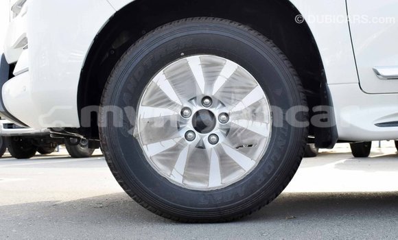 Acheter Import Voiture Toyota Land Cruiser Blanc à Import - Dubai, #<Region:0x000000000c5121b8> Acheter Import Voiture Toyota Land Cruiser Blanc à Import - Dubai, #<Region:0x000000000c5121b8>