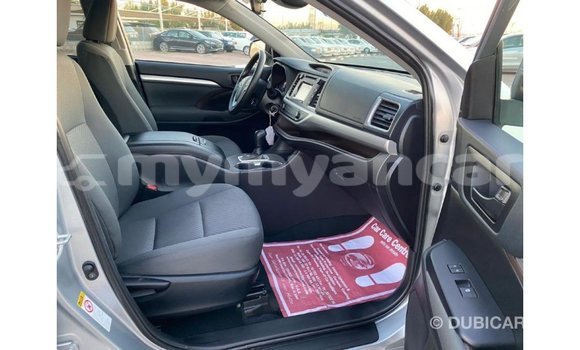 Acheter Import Voiture Toyota Highlander Autre à Import - Dubai, #<Region:0x000000000c5121b8> Acheter Import Voiture Toyota Highlander Autre à Import - Dubai, #<Region:0x000000000c5121b8>
