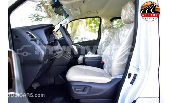 Buy Import Toyota Granvia White Car in Import - Dubai in Ayeyarwady Buy Import Toyota Granvia White Car in Import - Dubai in Ayeyarwady