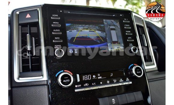 Buy Import Toyota Granvia White Car in Import - Dubai in Ayeyarwady Buy Import Toyota Granvia White Car in Import - Dubai in Ayeyarwady