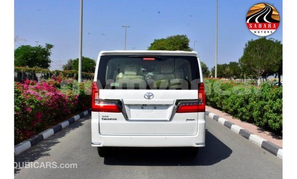 Buy Import Toyota Granvia White Car in Import - Dubai in Ayeyarwady Buy Import Toyota Granvia White Car in Import - Dubai in Ayeyarwady
