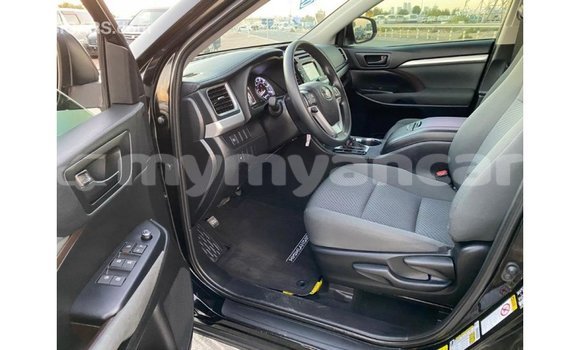 Buy Import Toyota Highlander Black Car in Import - Dubai in Ayeyarwady Buy Import Toyota Highlander Black Car in Import - Dubai in Ayeyarwady
